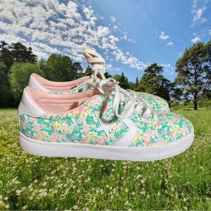 Converse One Floral Shoes Women’s size 6